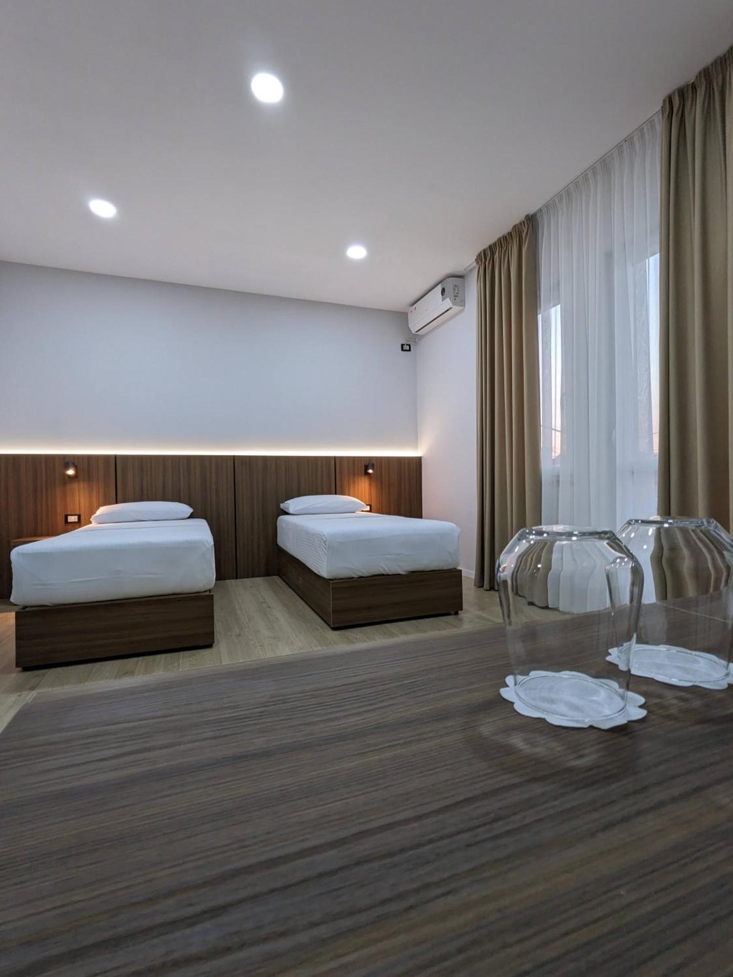 Hotel Aleks Shkodër Dış mekan fotoğraf